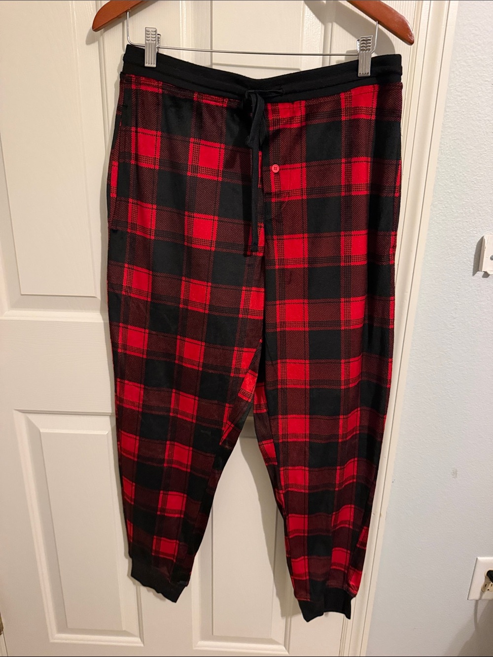 George Red & Black Plaid Jogger Pants